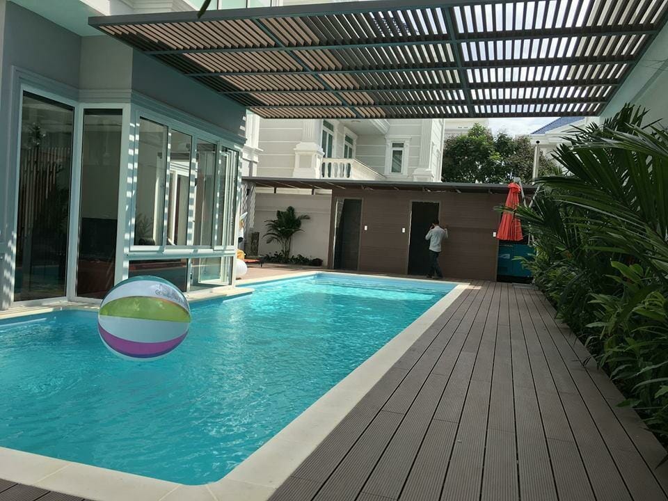 gỗ nhựa giá rẻ